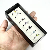 7 шт. Срібних кілець із природним каменем у коробці 18.9 розміру