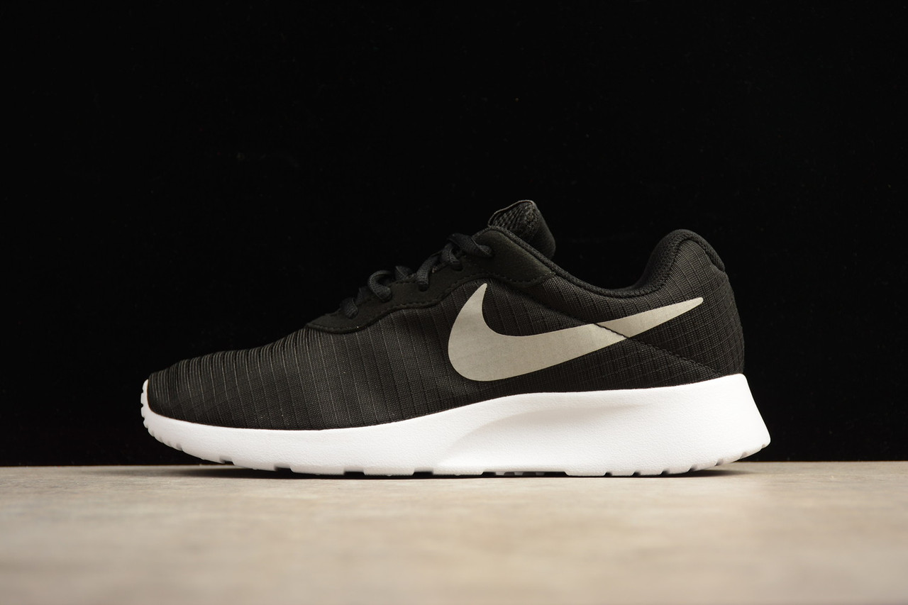 Кросівки жіночі Nike Tanjun / NKR-1403