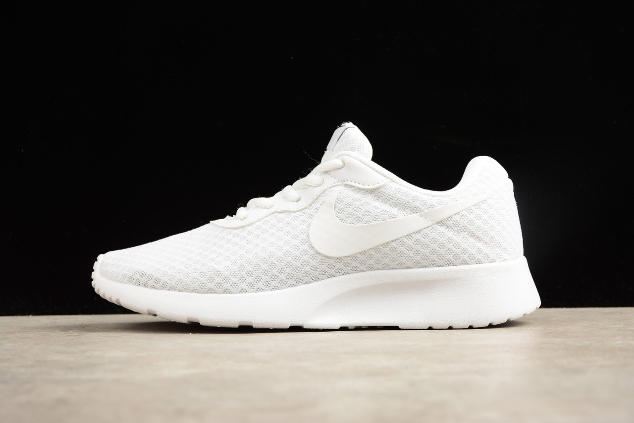 Кросівки жіночі Nike Tanjun / NKR-1408