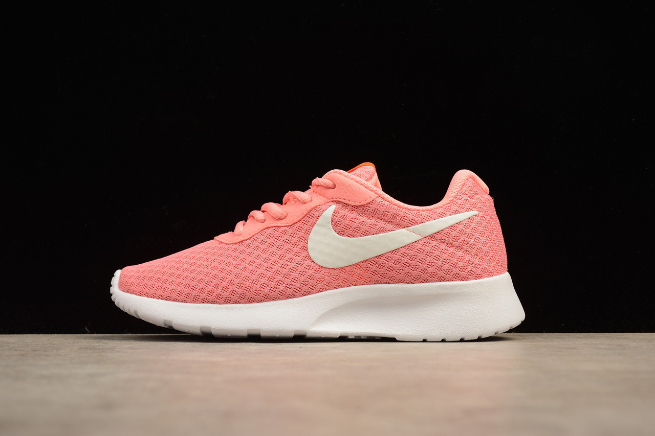 Кросівки жіночі Nike Tanjun / NKR-1395