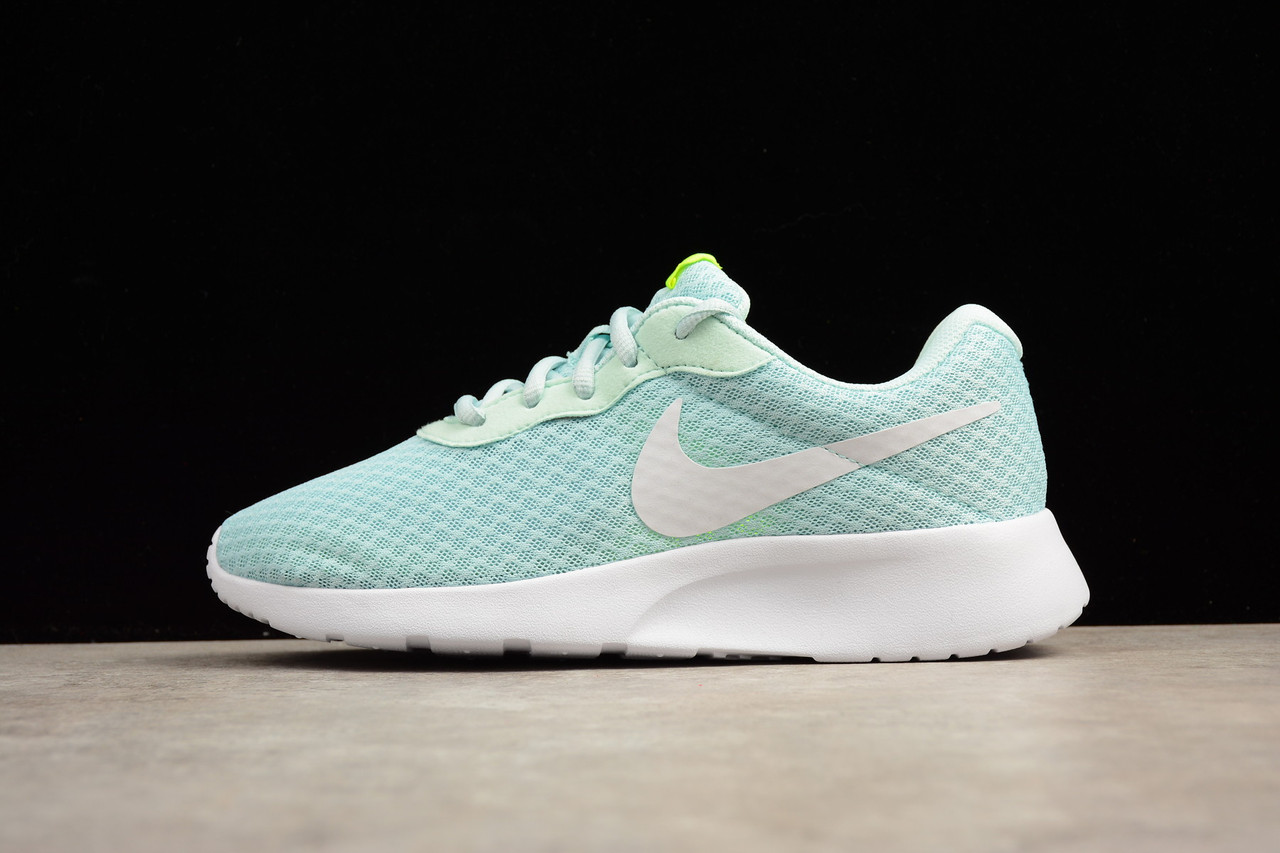 Кросівки жіночі Nike Tanjun / NKR-1396