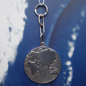 Срібний брелок-підвіска "Карта Світу"