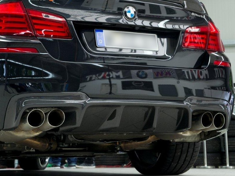 ДИФФУЗОР ЗАДНОГО БАМПЕРА BMW F10 M-PACK В СТИЛІ М5
