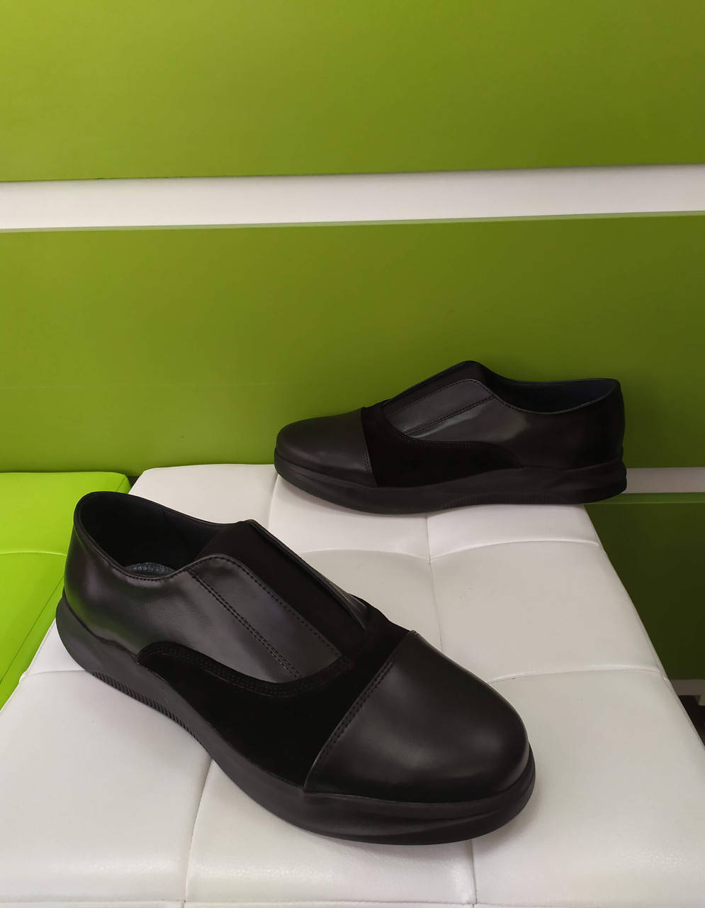 

STTOPA Размеры 40-45. Слипоны больших размеров кожаные. С6-21-4045-3645 Черные