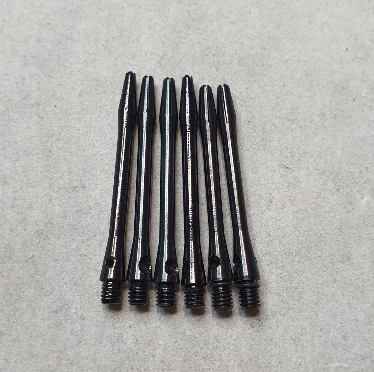 

Комплект неламающихся алюминиевых хвостовиков для дротиков дартс 6 штук (1 сорт)