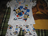 Комплект пижама на мальчика футболка и бриджи белый с рисунком Микки Маус размеры 12 и 16