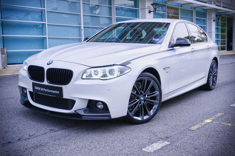 НАКЛАДКА M-PERFORMANCE ДЛЯ BMW F10 M-TECH (ABS)