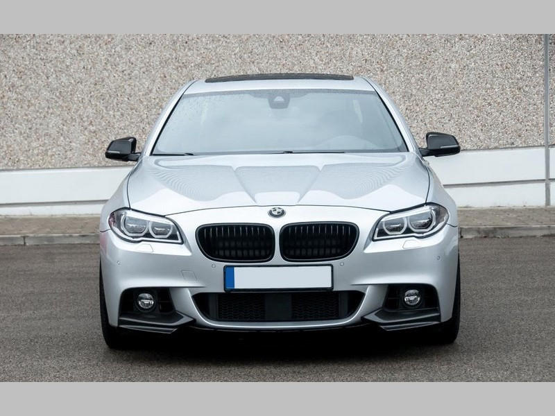 НАКЛАДКИ НА ПЕРЕДНІЙ БАМПЕР BMW F10 M-PAKIET (ІЗ ДВУХ ЧАСТИНЕЙ)