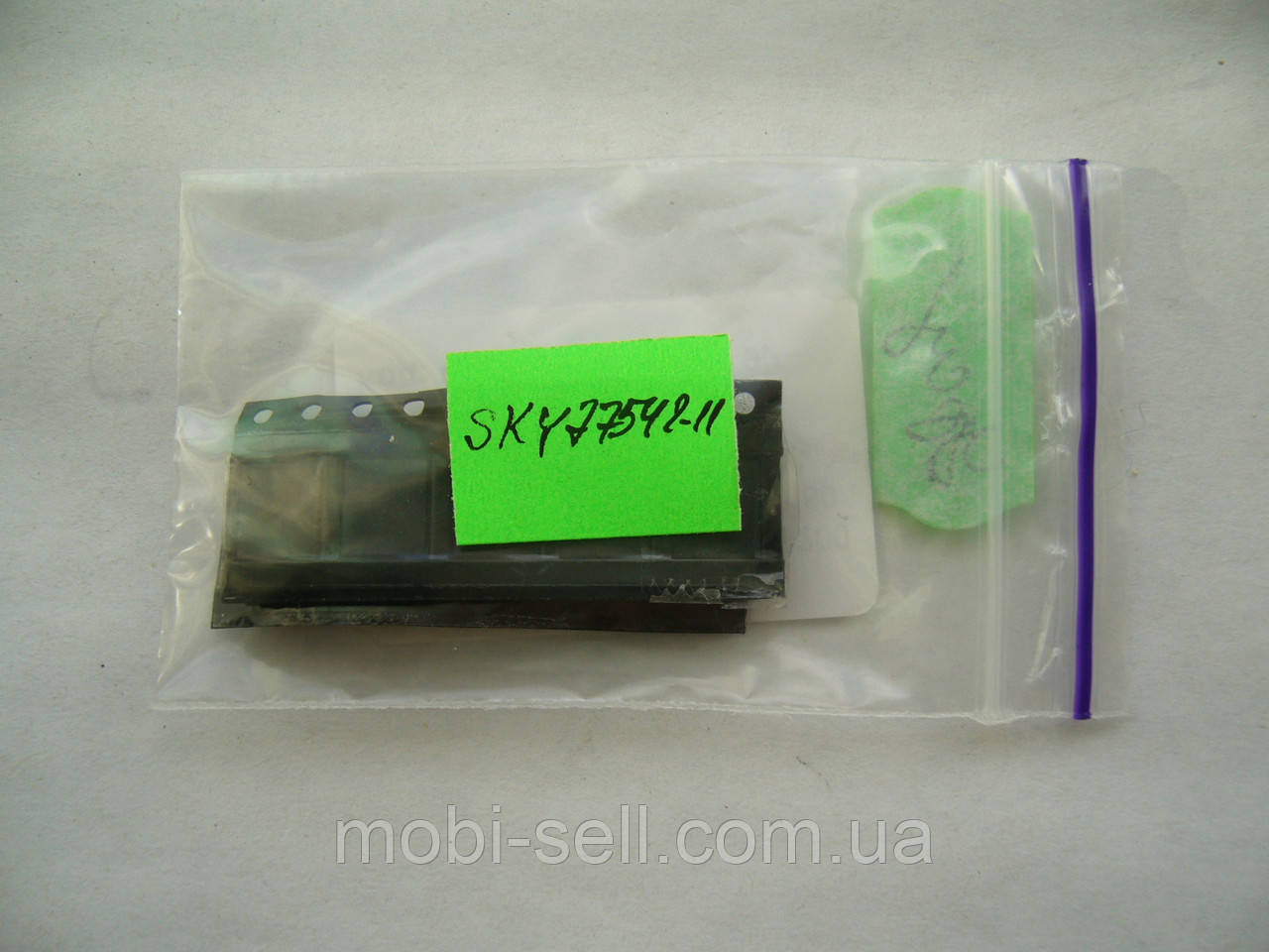 Микросхема SKY77542-11 усилитель мощности GSM - фото 1 - id-p396755995