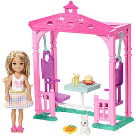 Ігровий набір лялька Барбі Челсі Пікнік з альтанкою Barbie Club Chelsea FDB34