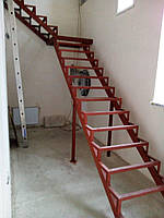 Каркас лестницы с поворотом 90 гр.