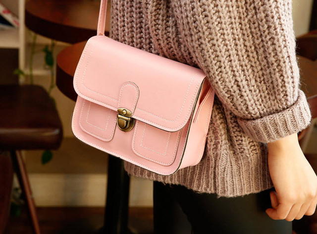 Жіноча сумка листоноша-скринька на защіпку, фото 1