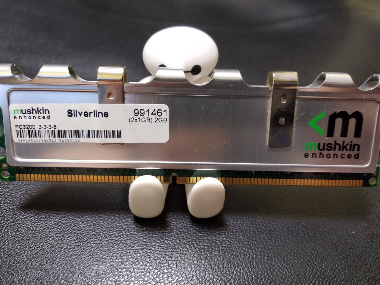 

Оперативная память Mushkin 1Gb DDR-400MHz PC-3200U (Intel/AMD)