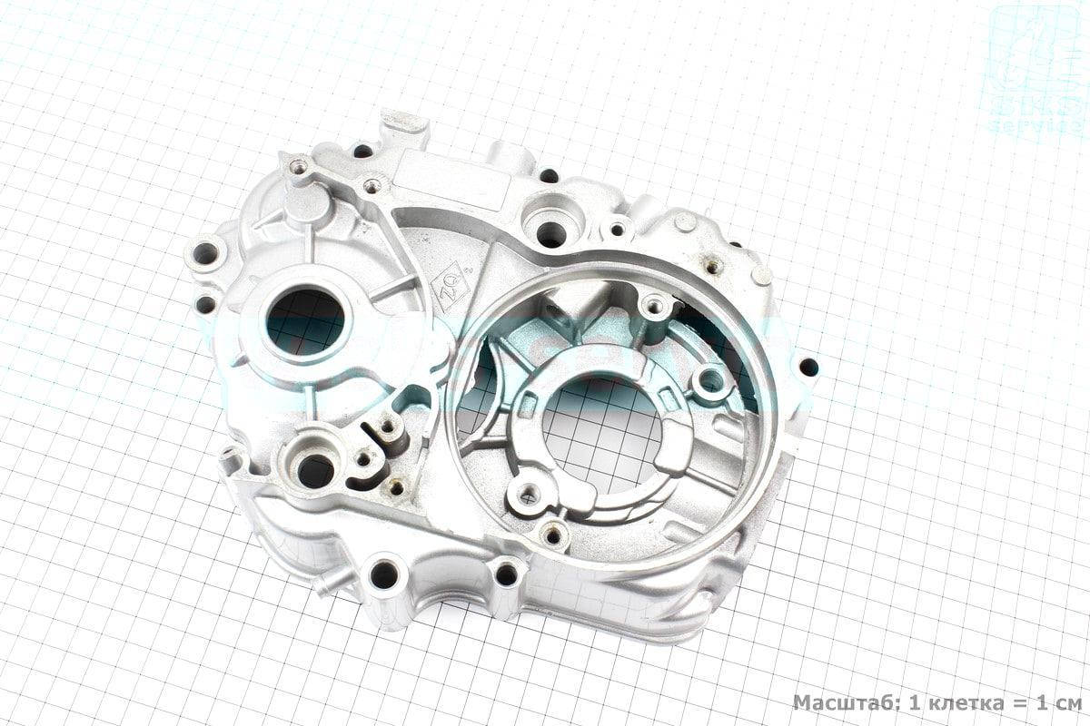 

Картер левый на бесстартерный двигатель (28мм под вал) (338019)