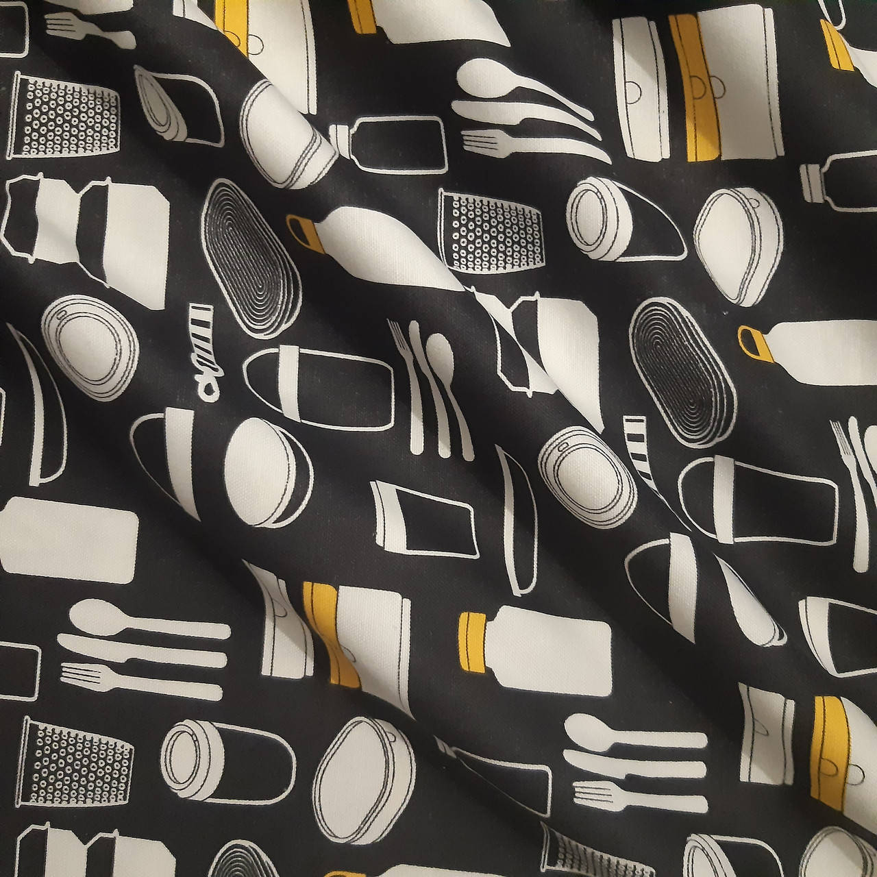 

Ткань с тефлоновым покрытием для фартуков и скатертей