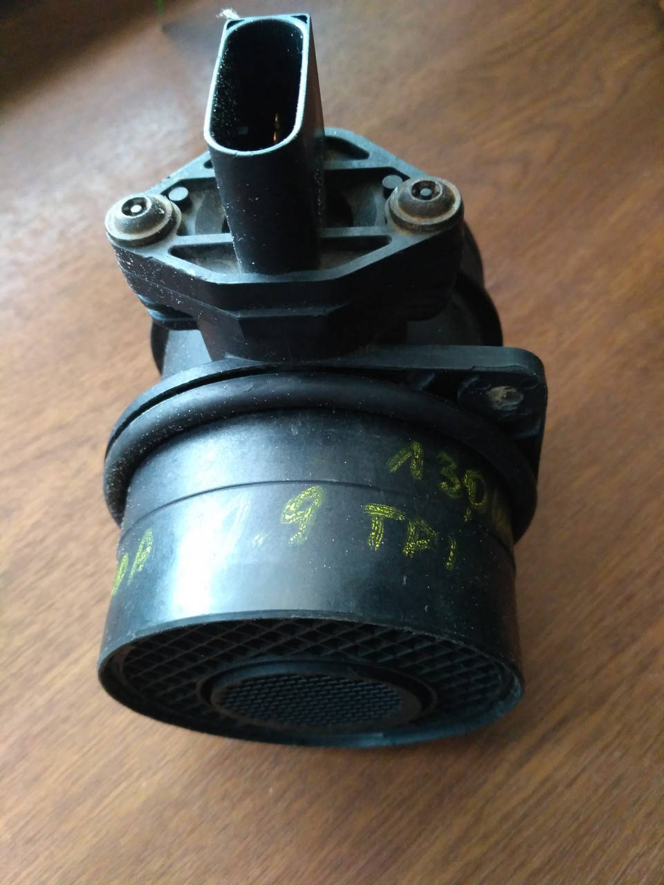 

Датчик Расходомер воздуха Skoda VW Audi Seat 1.9TDI 2.0TDI 0281002461 074906461B