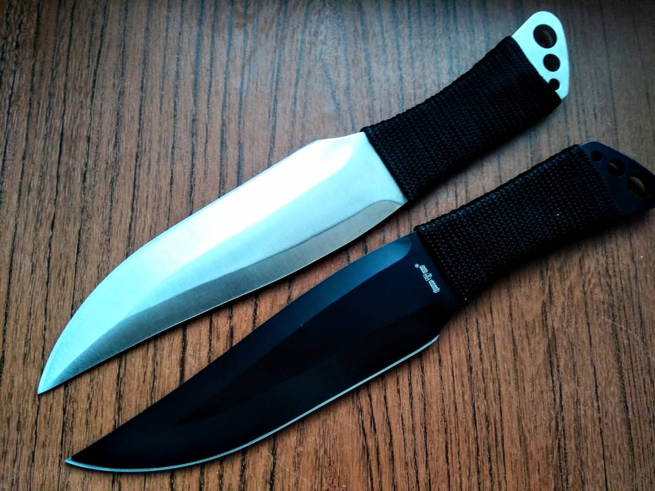 

Ножи метательные, настоящие, правильный вес(200 грамм), Черный