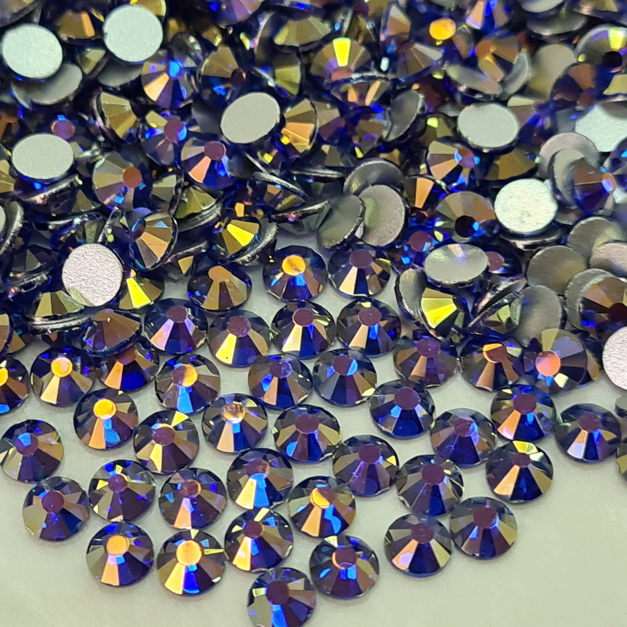 

Стразы Lux ss16 Cobalt AB (4.0mm) 1440шт