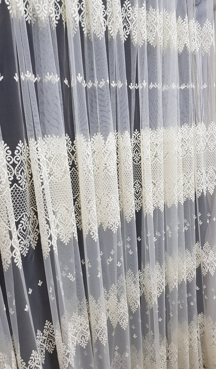 

Тюль фатин з вишивкою