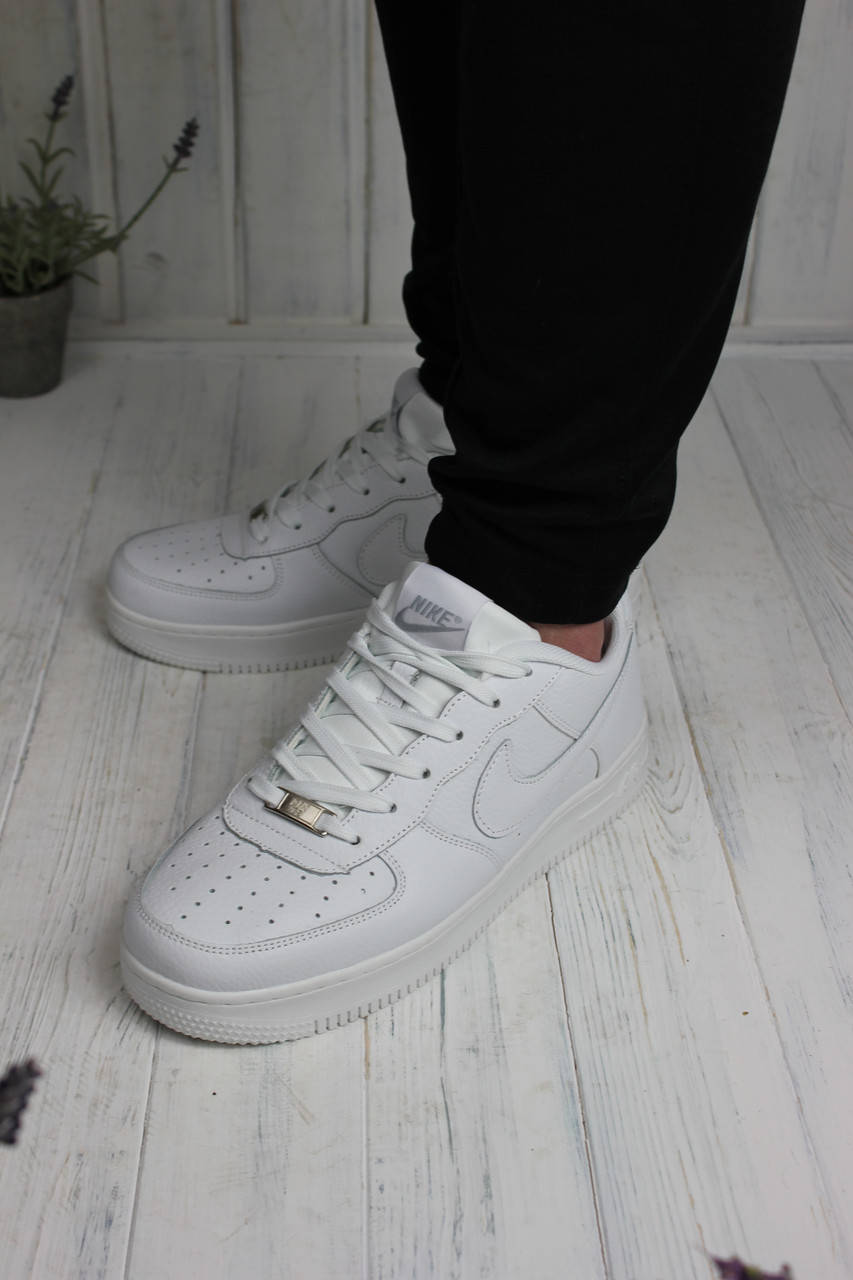 

Кроссовки мужские Nike Air белые 43, Белый