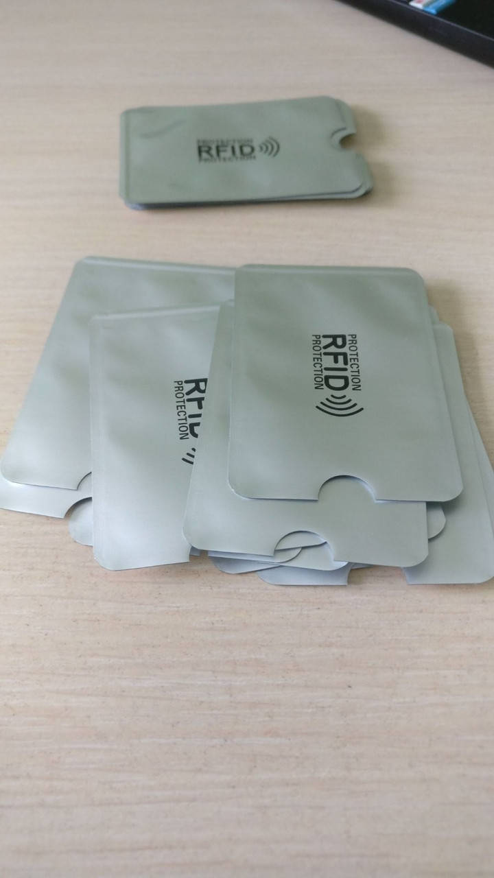 

Чехол для банковских карт PAY PASS с RFID защитой от сканирования