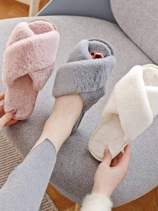 

Женские меховые тапочки