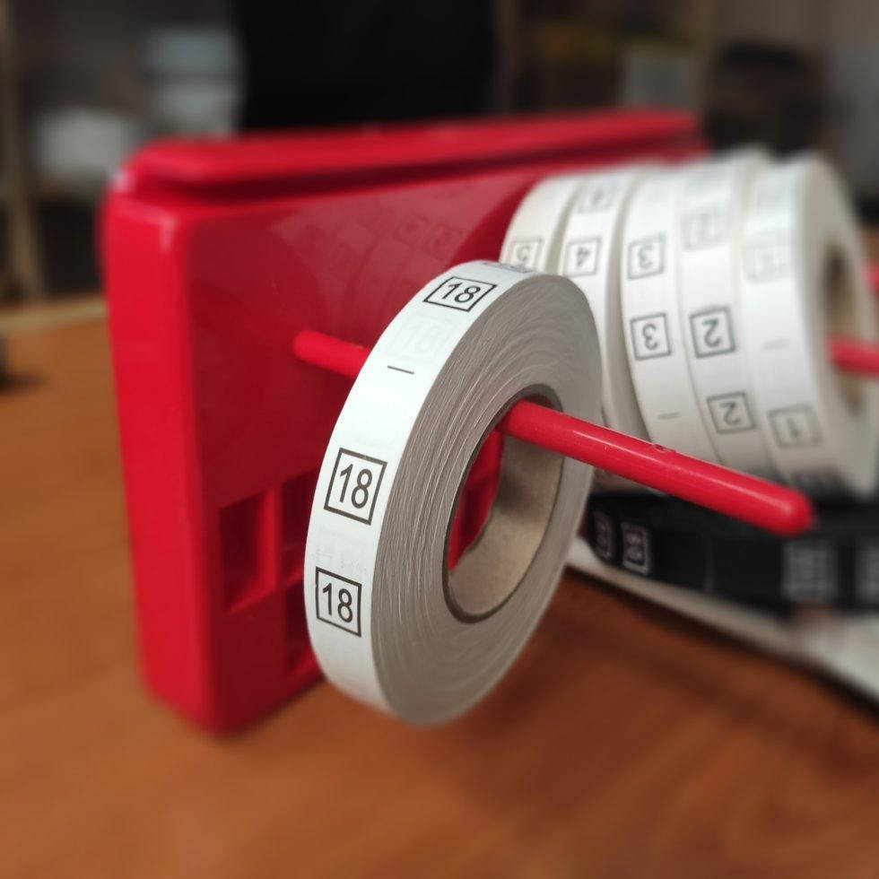 

R-18 Размерник пришивной 18