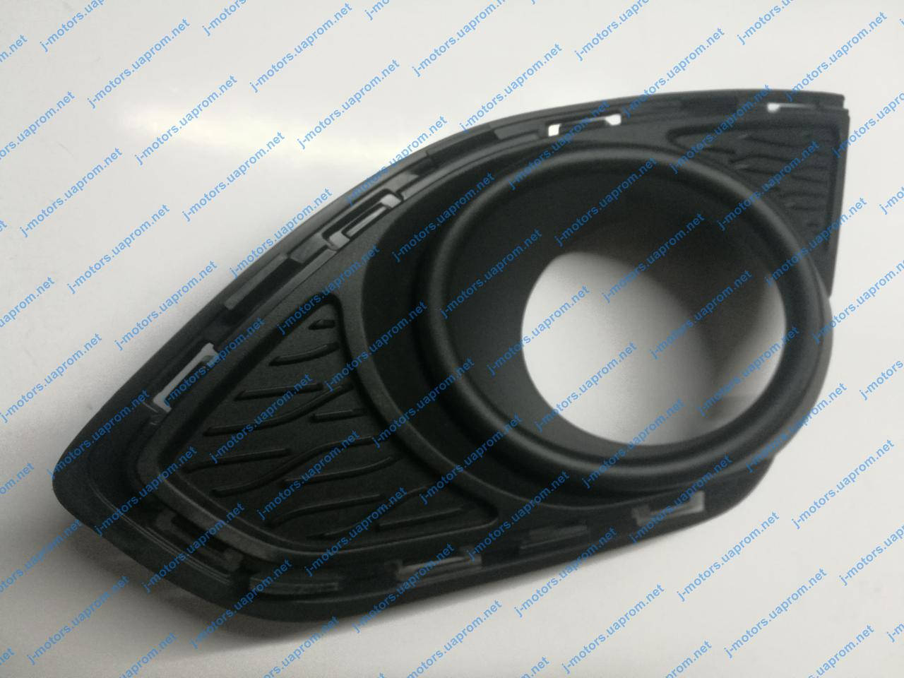 

Облицовка накладка противотуманной фары левая Равон Р2 Ravon R2 - GM 95214495, Черный