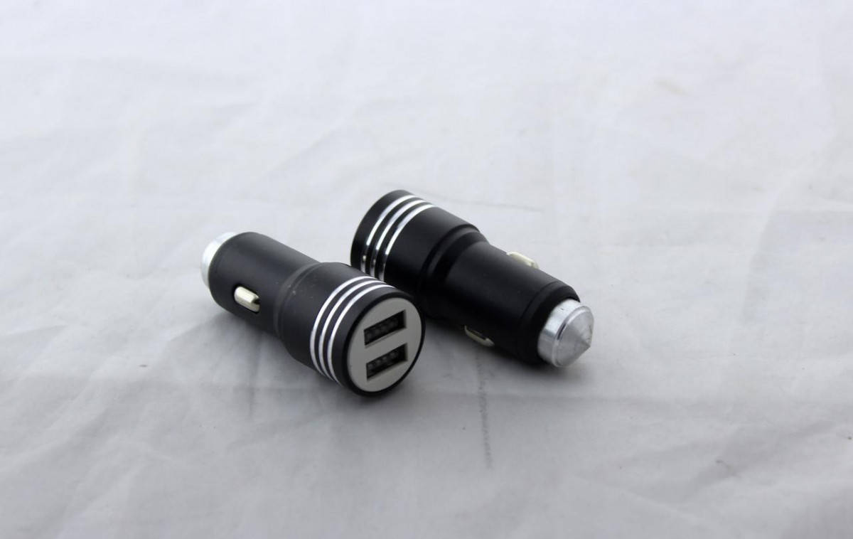 

Адаптер CAR (АВТО) 2 USB Hammer AR68