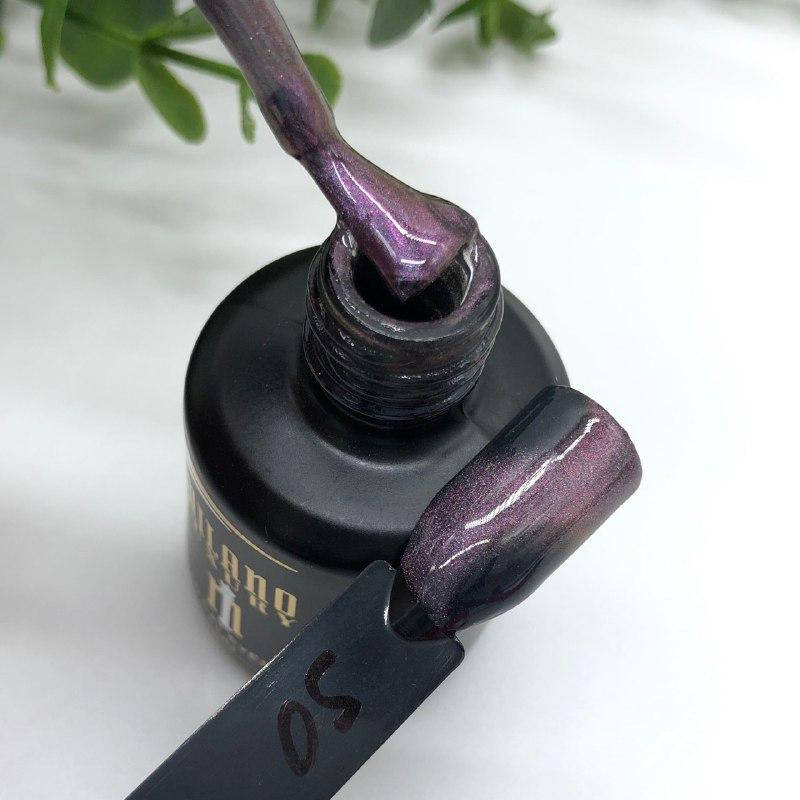 

Гель лак Milano Cat Eye 5D №5, 15 мл