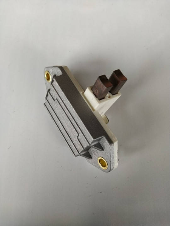 

Регулятор напряжения ВАЗ 2108 Iskra AS