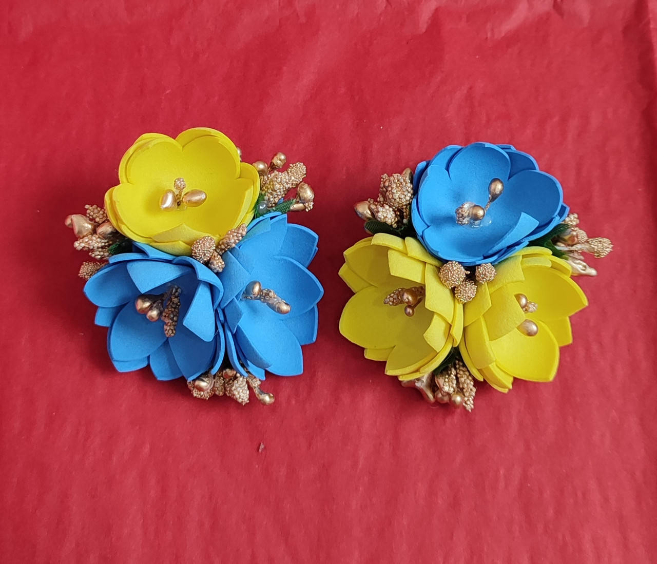 

Українські квіти заколки резинки значок жовто-блакитні украинские