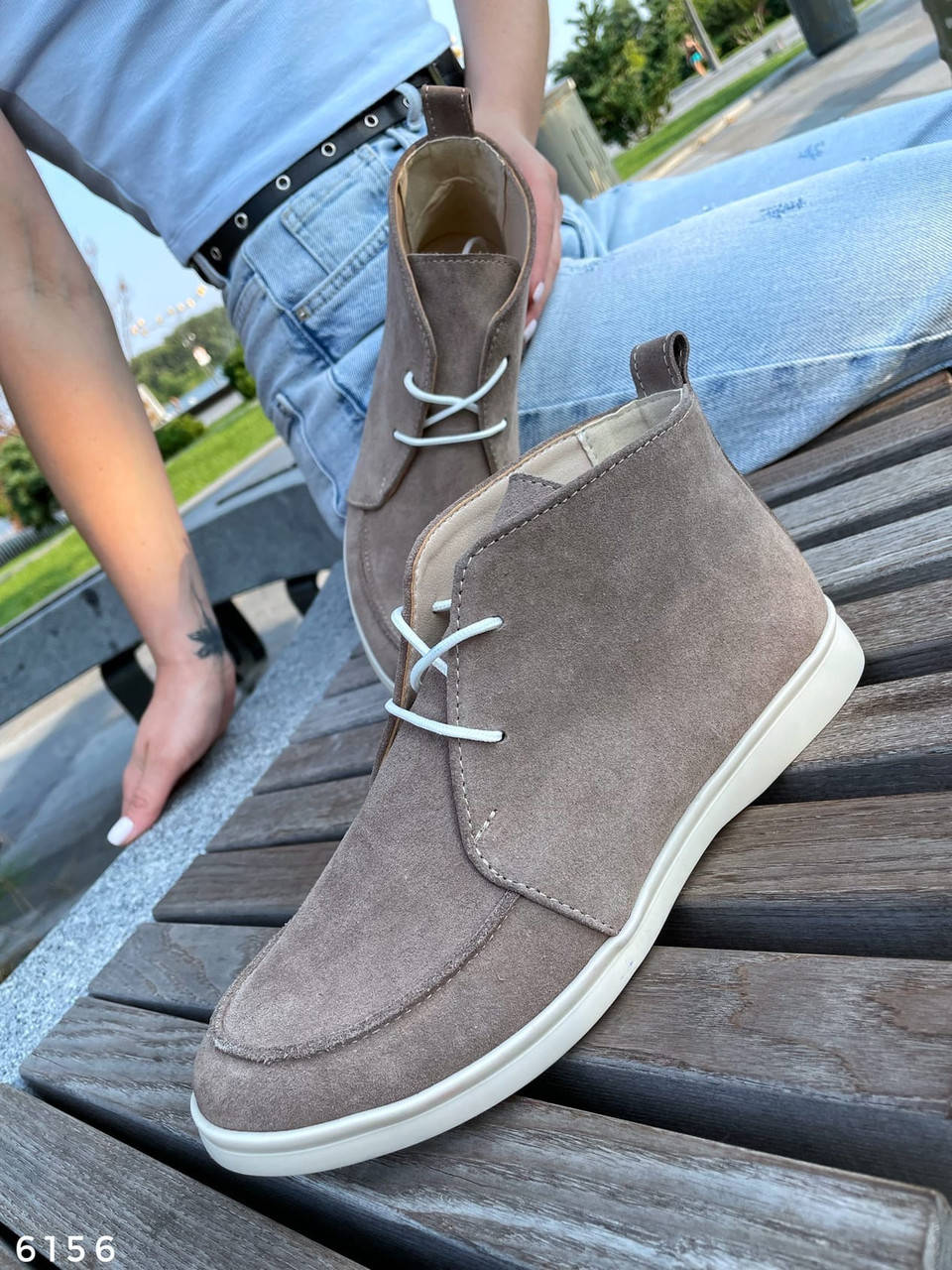 

Женские замшевые демисезонные ботинки-лоферы 36-41 р бежевый