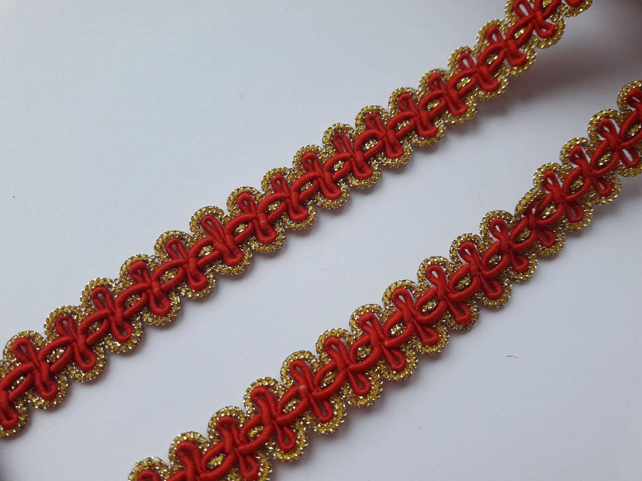 

Тесьма декоративная красная с золотом 1,2 см Тесьма декоративная, Красный