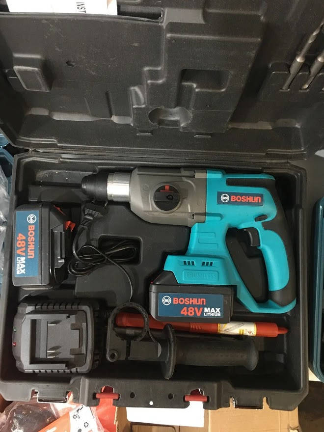 

Перфоратор аккумуляторный Boshun 2400 48V*2Am