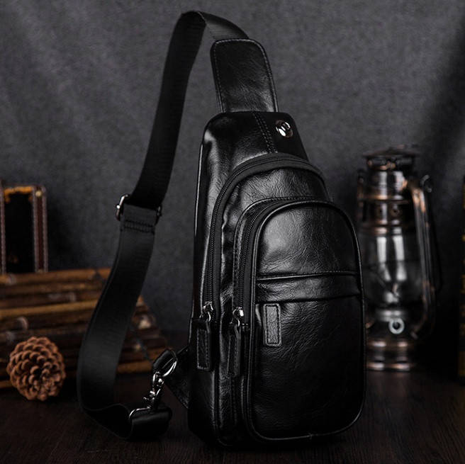 

Классическая мужская сумка бананка на грудь барсетка на плечо кросс боди черная экокожа (637-Brettani), Черный