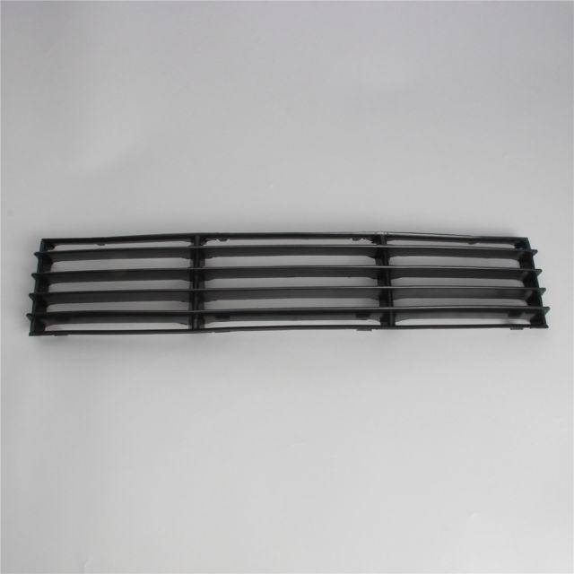 

Решетка бампера Volkswagen Passat B5+ 01-05 сред (фольксваген пассат б5)