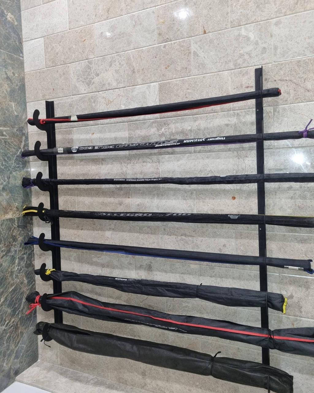 

Держатель для удочек в чехлах настенный