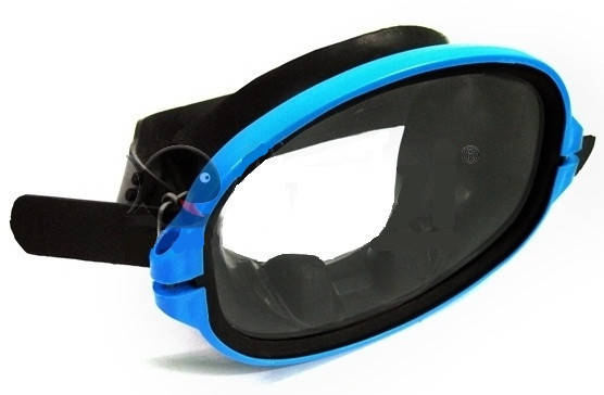 

Классическая дайвинг маска для подводного плавания "Акванавт"