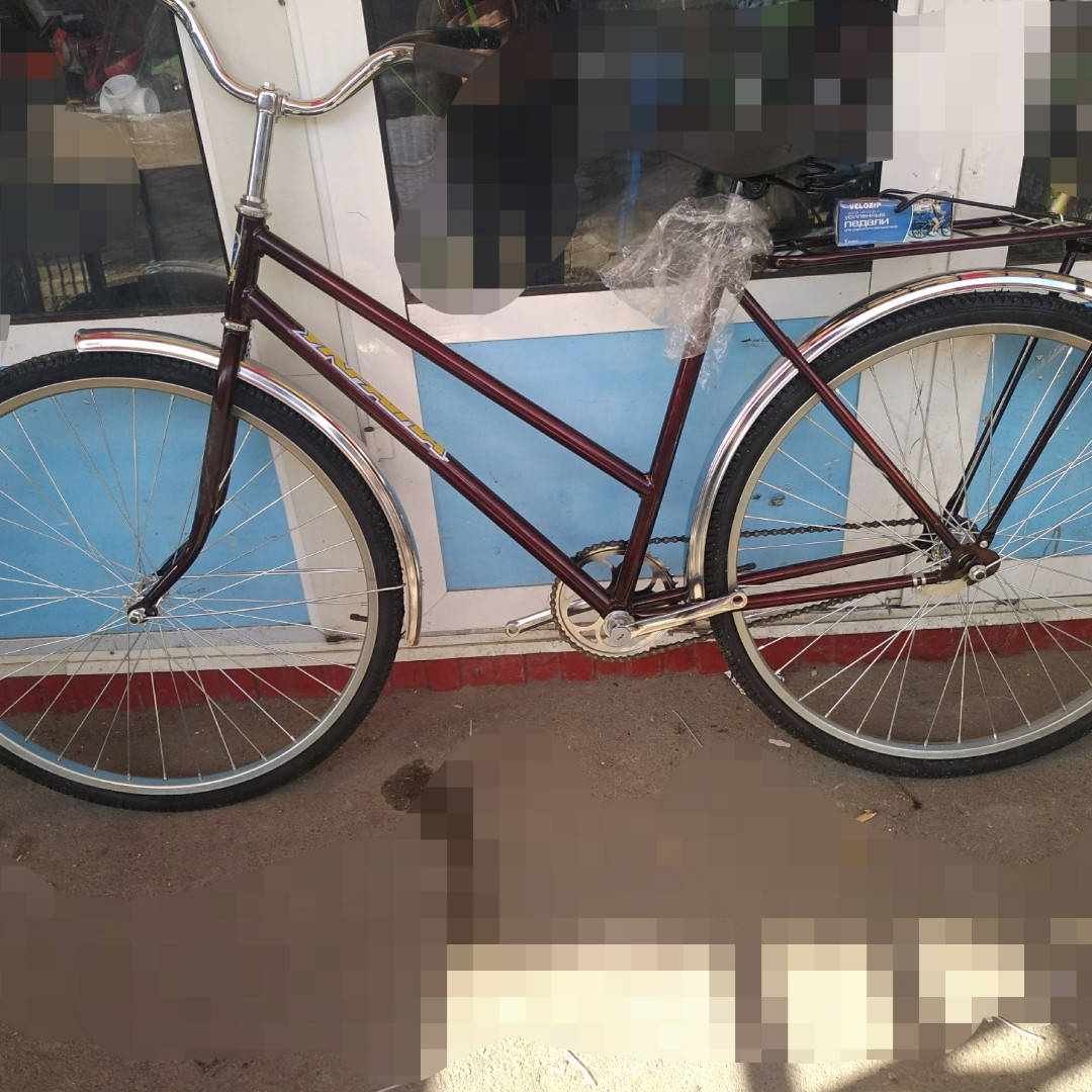 

Женский велосипед с багажником "Украина" 28" (ХВЗ) заводской оригенал, Разные цвета