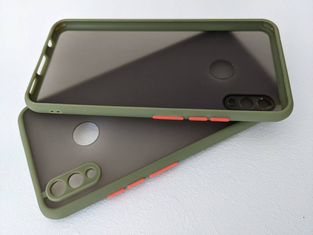 

Противоударный матовый чехол для Huawei P Smart Plus Хаки бампер защита камеры