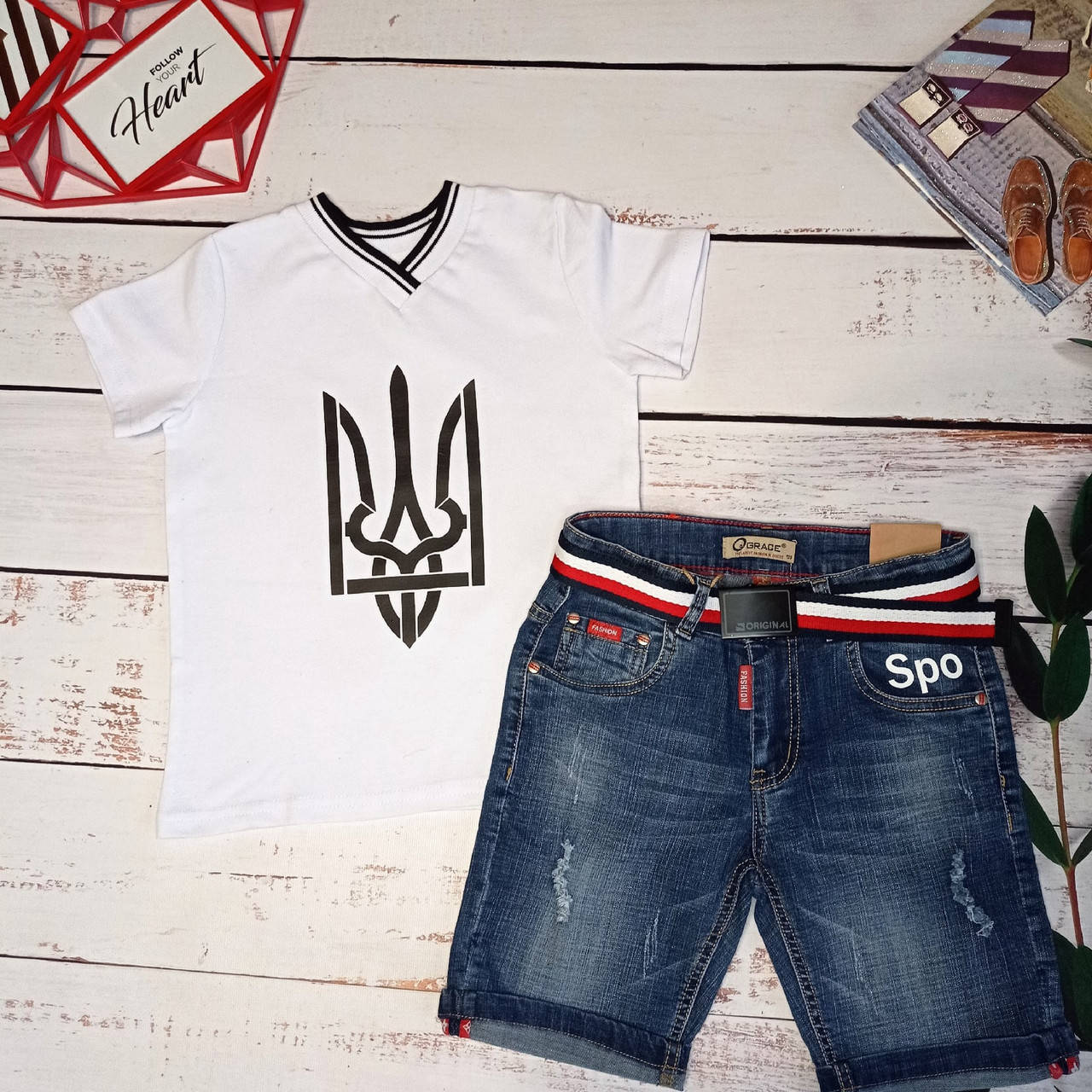 

Летний костюм для мальчика,футболка и джинсовые шорты 9 лет,134 см