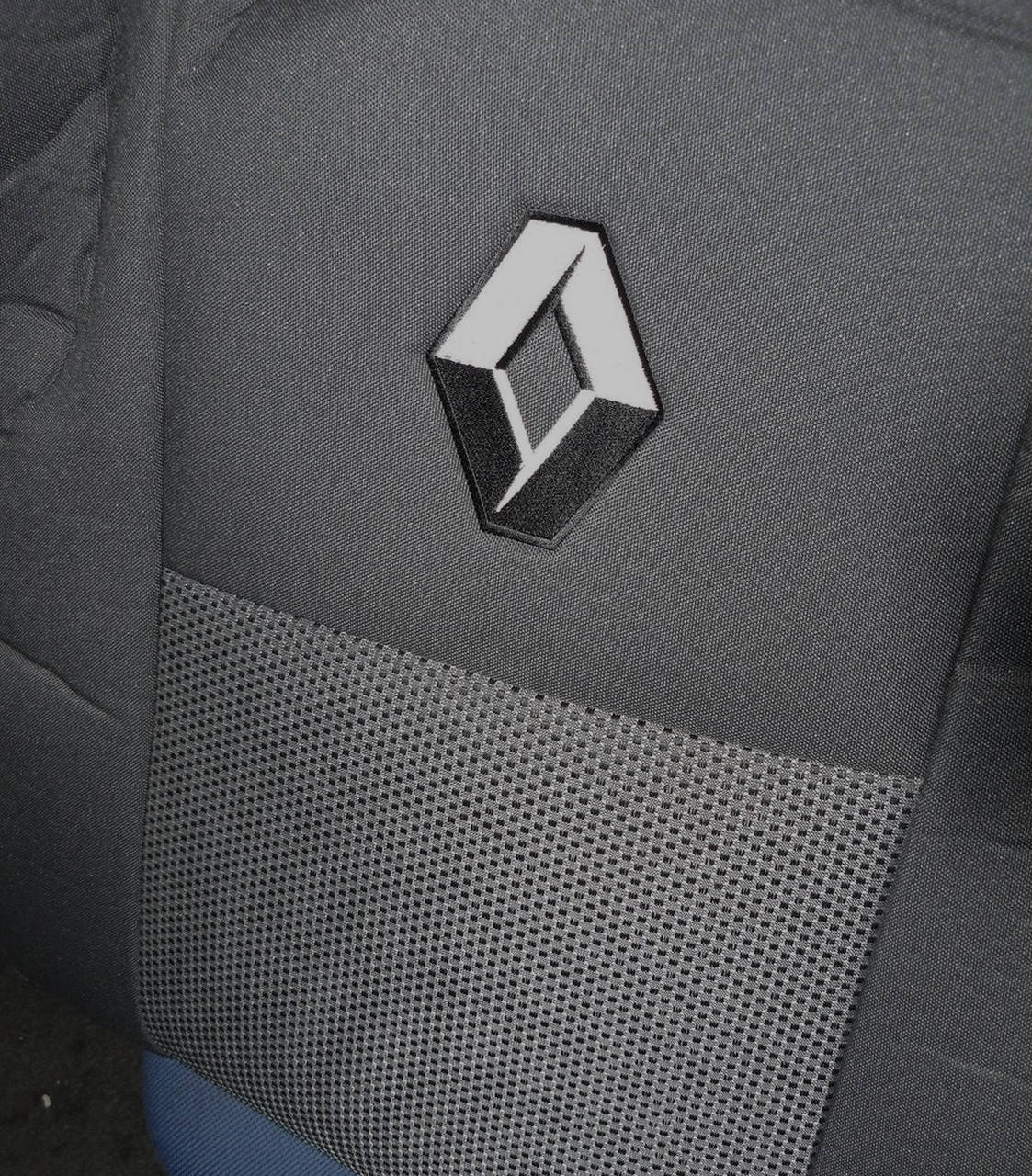 

Чехлы на сидения для Renault Megane 3 Без заднего подлокотника
