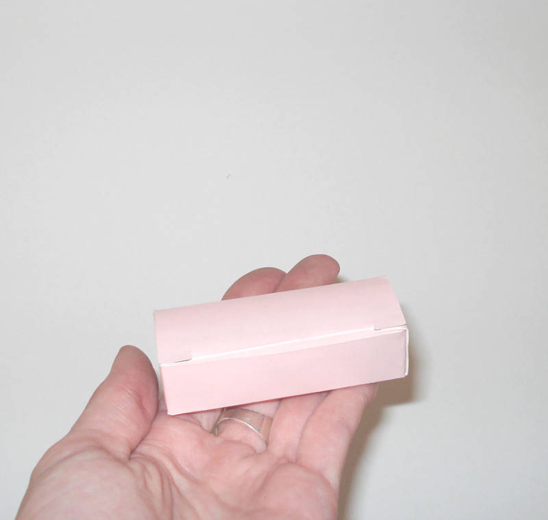 

Коробка подарочная, 70х26х18 мм., цвет ассорти