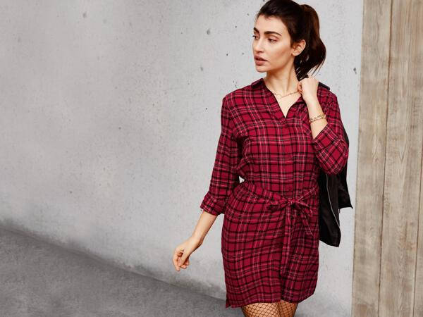 

Платье рубашка в клетку р.укр.44 Esmara