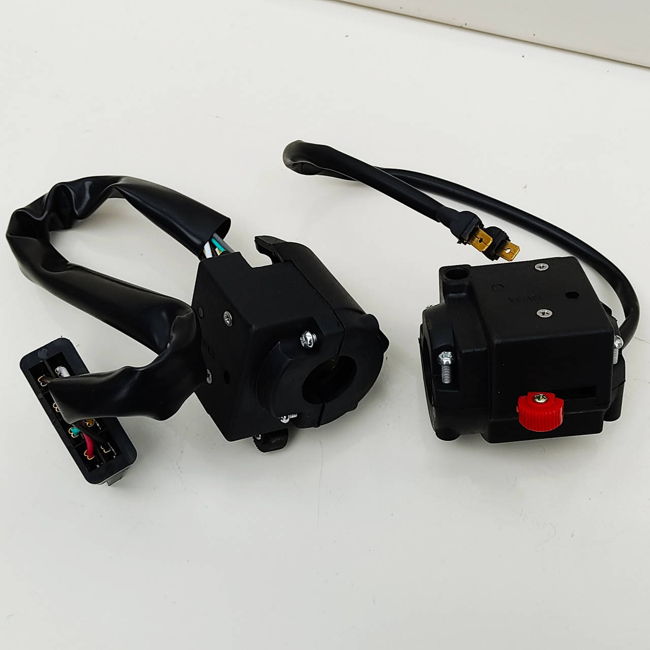 

Переключатели света Ява 634\638