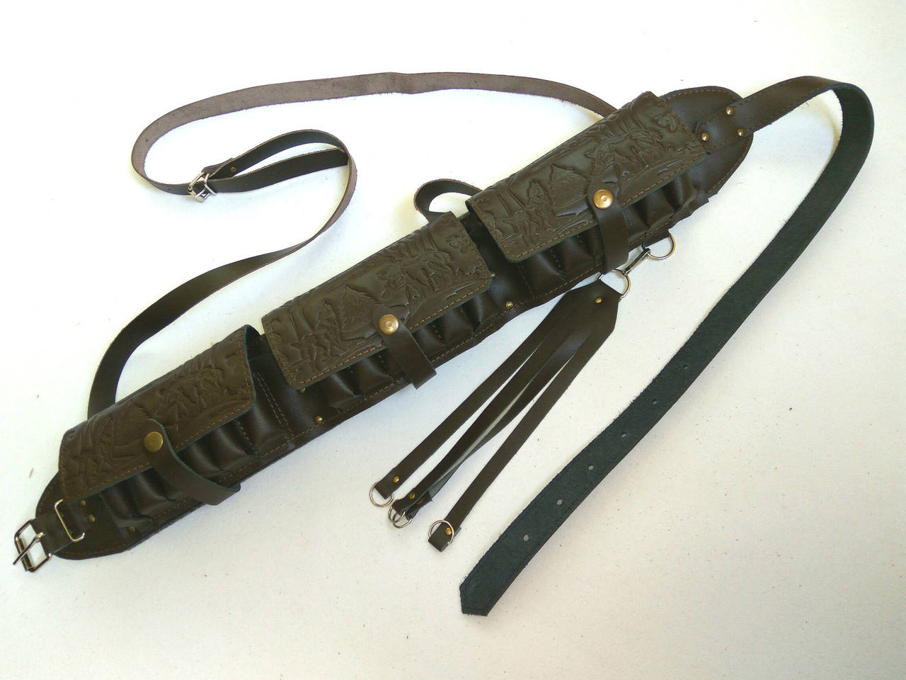 

Патронташ кожаный закрытый двухрядный на 36патр.(12,16к), Коричневый