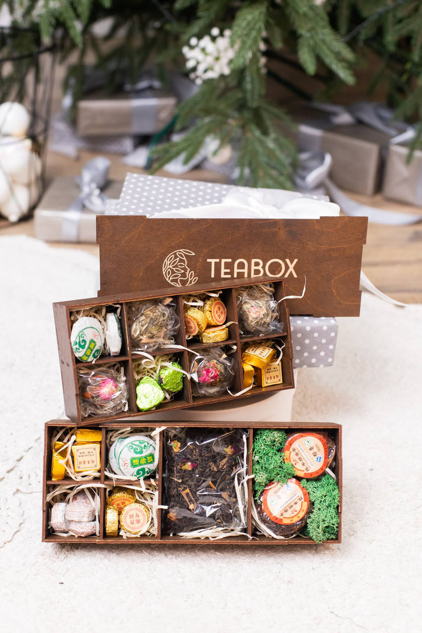 

Набор элитного чая Puer TeaBox в деревянной коробке