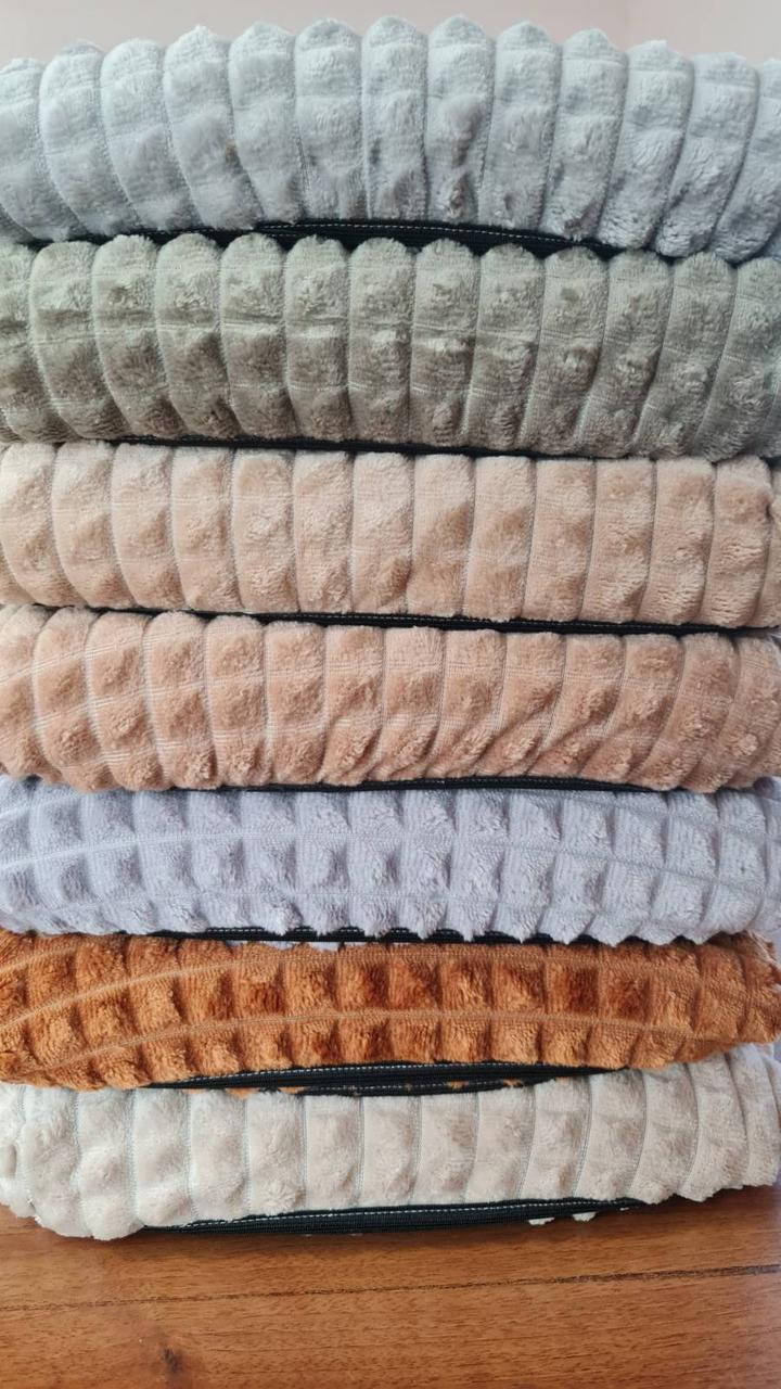 

Чехлы на табуретки крокодил с поролоном комплект 4шт