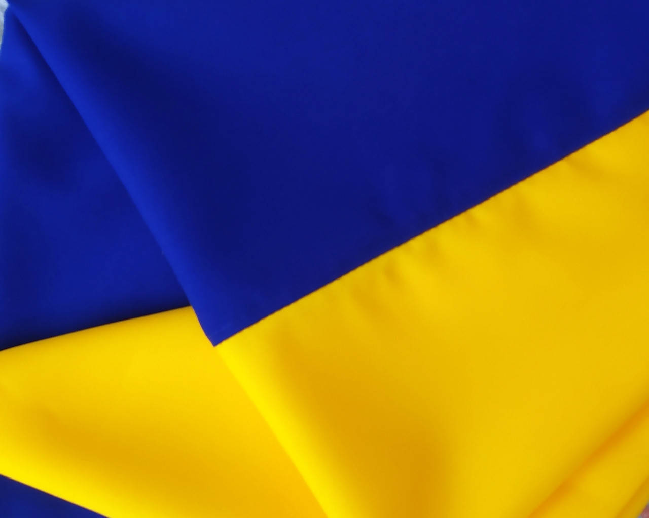

Прочный флаг Украины 140х90см сине-жёлтый (габардин)